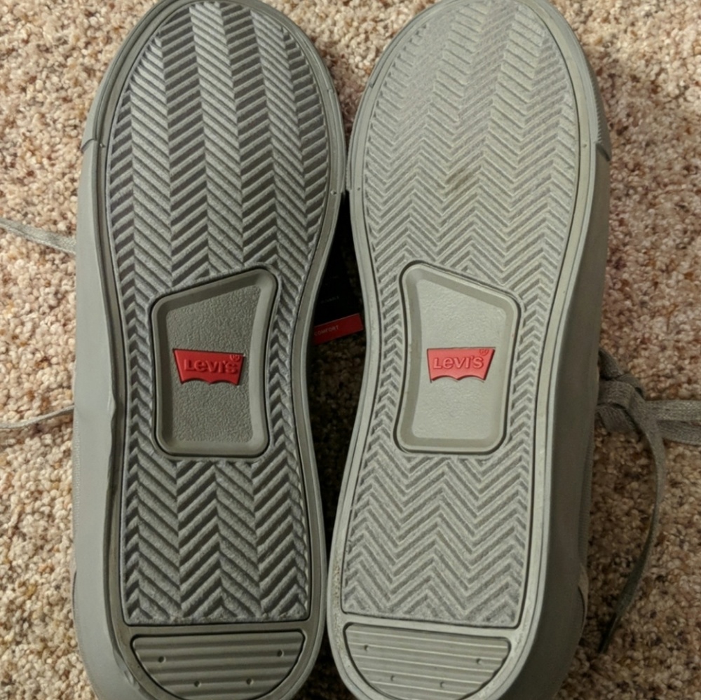 Levi's Comfort Tech Shoes - Picture 6 of 8